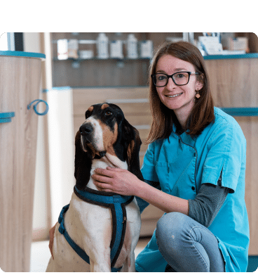 Photo de Stéphanie assistante vétérinaire spécialisée à la clinique des 3 Rivières à Chaussin